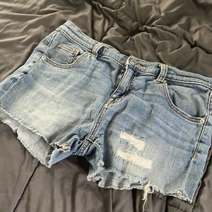 Denim size 8 Mossimo shorts